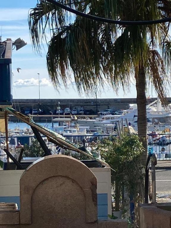Casa Rosa Lucia Centrale Con Parcheggio Σαν Ρέμο Εξωτερικό φωτογραφία