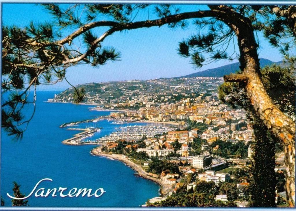 Casa Rosa Lucia Centrale Con Parcheggio Σαν Ρέμο Εξωτερικό φωτογραφία