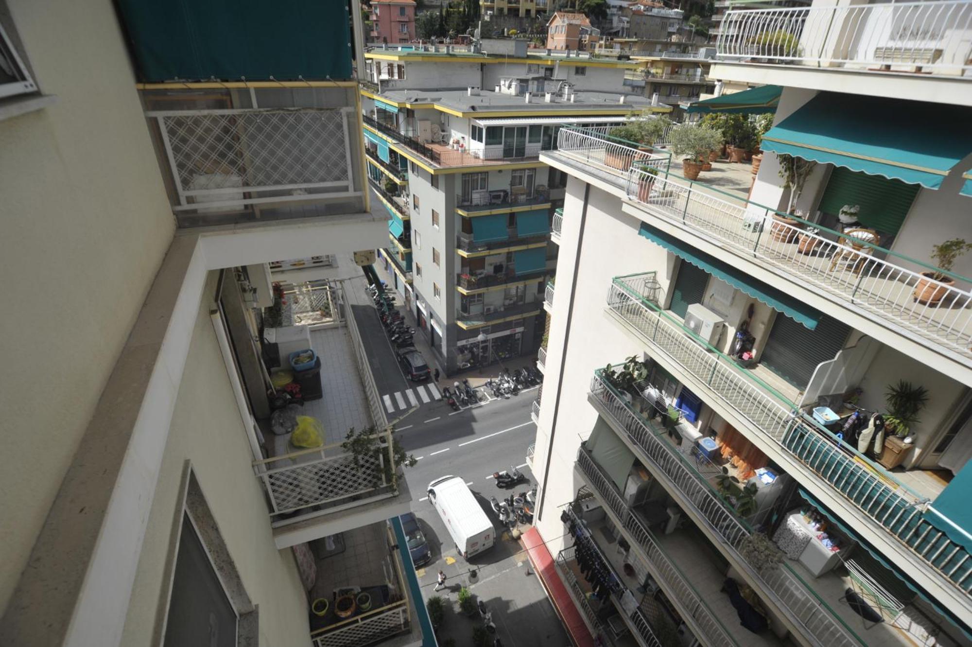 Casa Rosa Lucia Centrale Con Parcheggio Σαν Ρέμο Εξωτερικό φωτογραφία