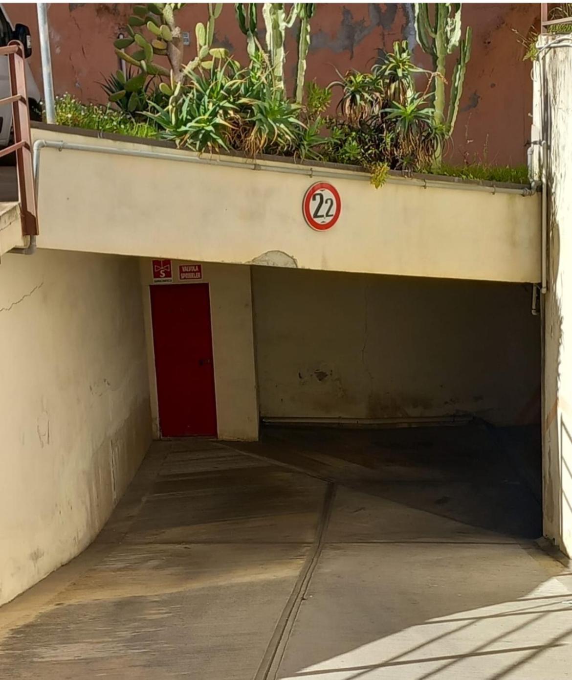 Casa Rosa Lucia Centrale Con Parcheggio Σαν Ρέμο Εξωτερικό φωτογραφία