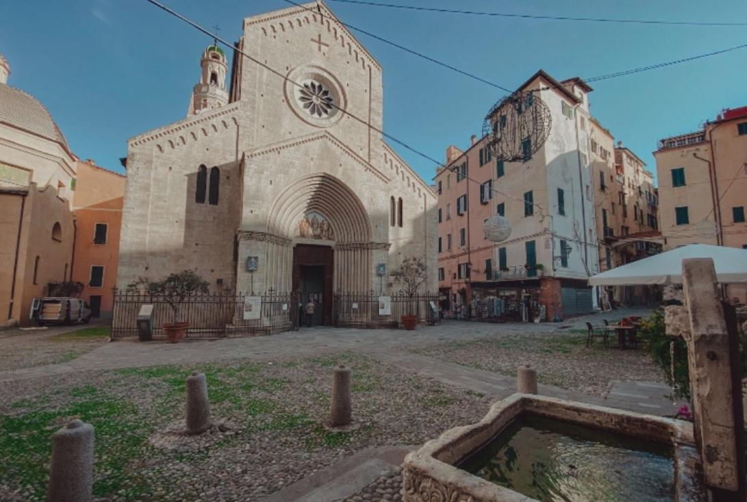 Casa Rosa Lucia Centrale Con Parcheggio Σαν Ρέμο Εξωτερικό φωτογραφία